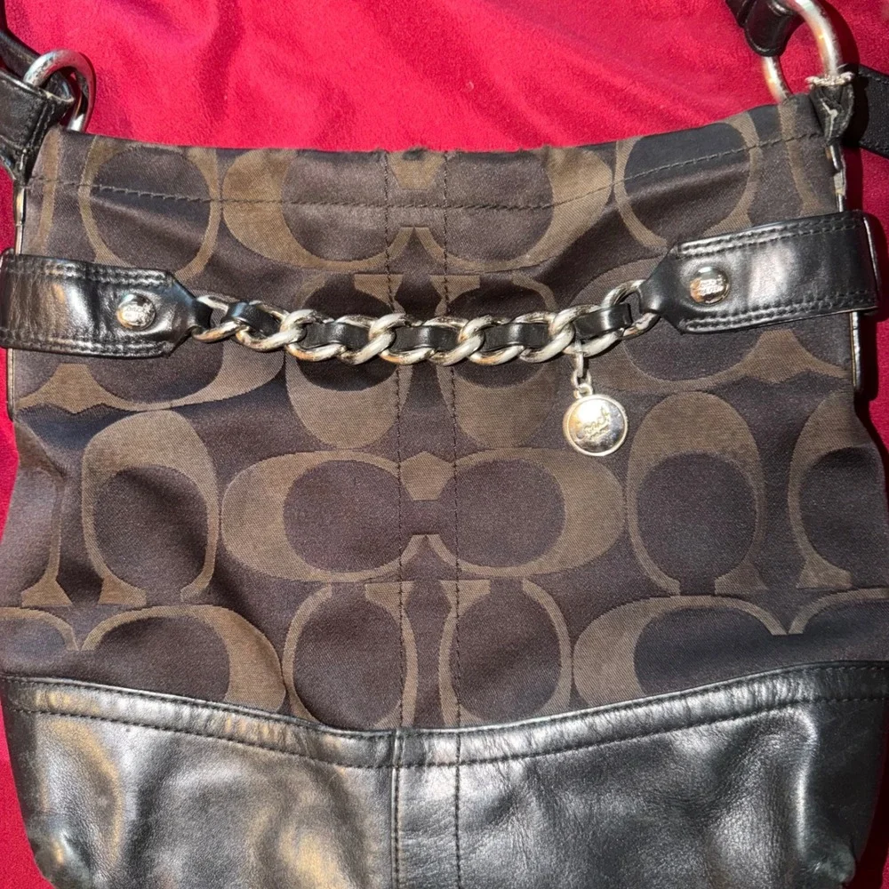 Coach Crossbody Bag Womens Medium Brown Black Signature C‎ F18862 Y2K Classic